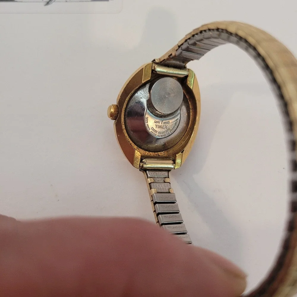 Timex Electric‎ Watch Women Gold Filled Tone Oval Vintage Expansion Band